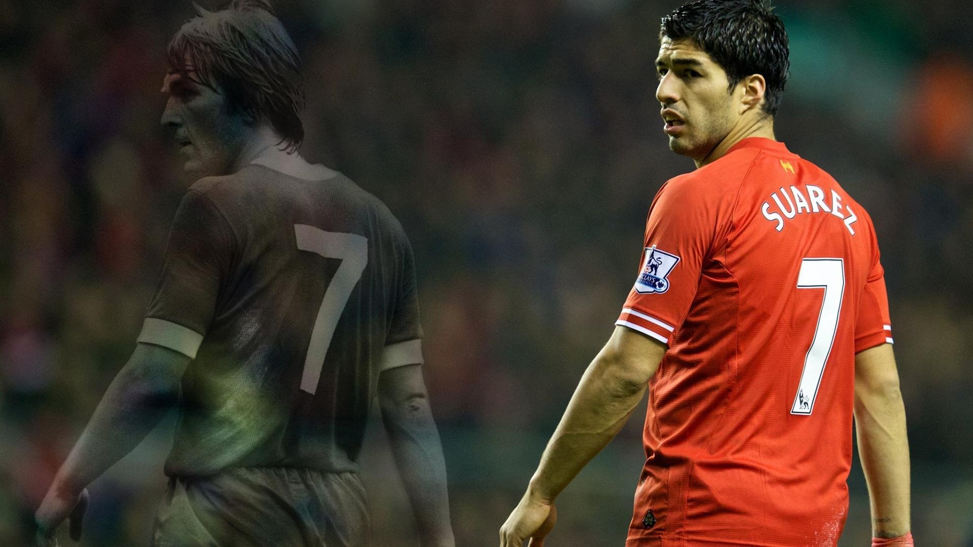 梅西第八次捧起金球奖 阿根廷巨星再创足坛历史|米博体育官方网站